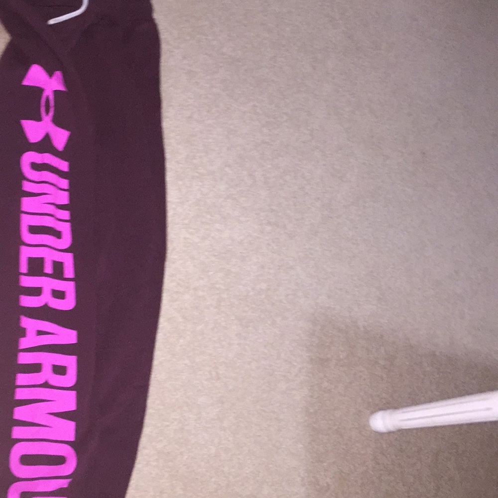 Underarmour sweatpants - Picture 3 of 6